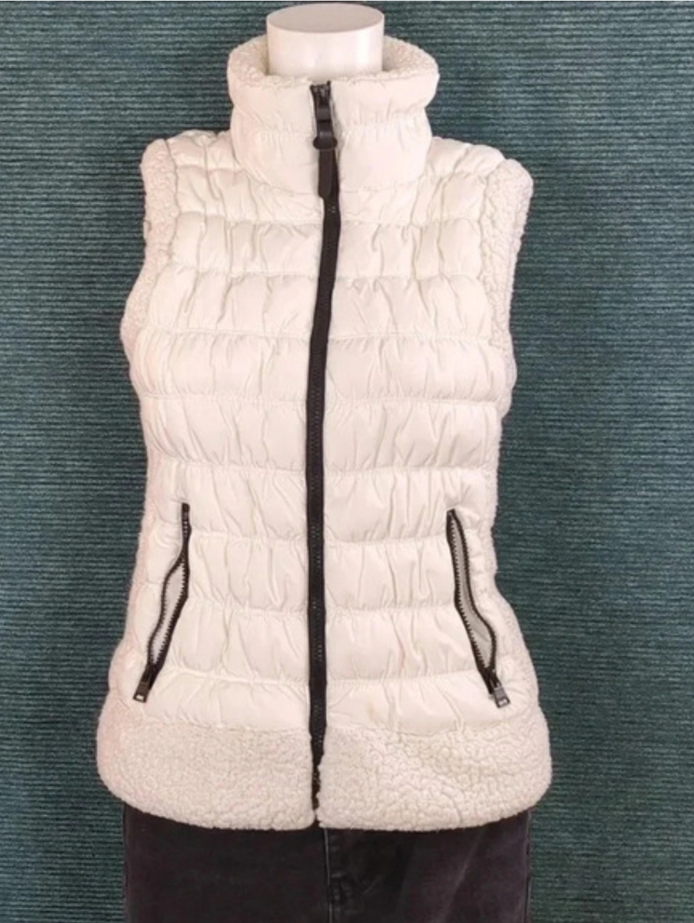 Calvin Klein Performance Sherpa Puffer Vest